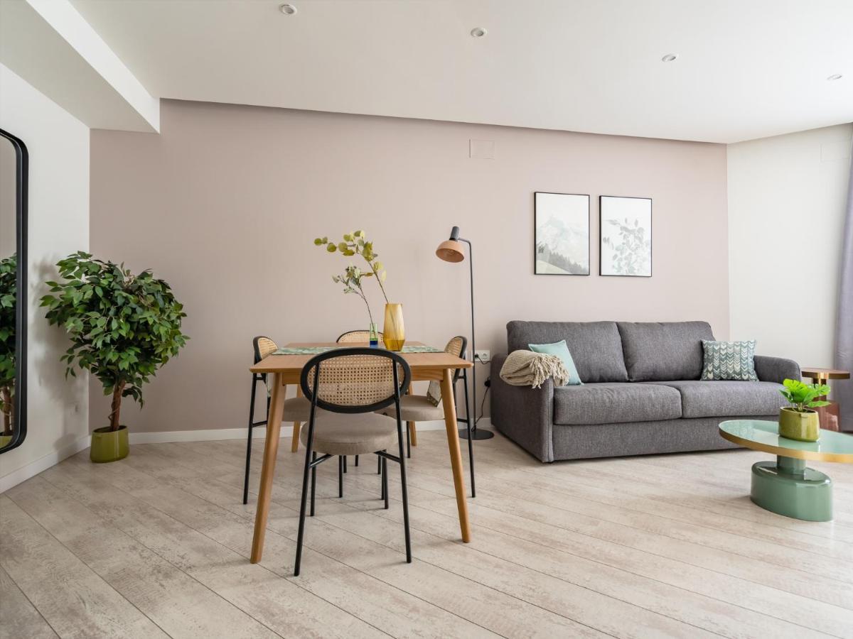 Limehome Barcelona Rector Triado Exterior foto